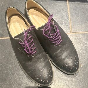 Ecco Black Leather Oxfords with Purple Laces eur 40